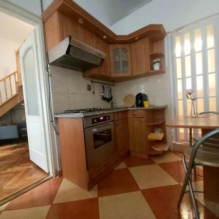 Ferjoe'S Home Apartman Budapest Exterior photo