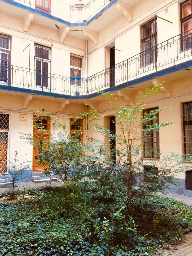 Ferjoe'S Home Apartman Budapest Exterior photo